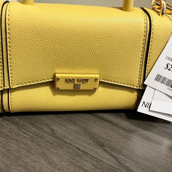 Brand new Nine West Sunny Yellow Crossbody Bag - Picture 2 of 5